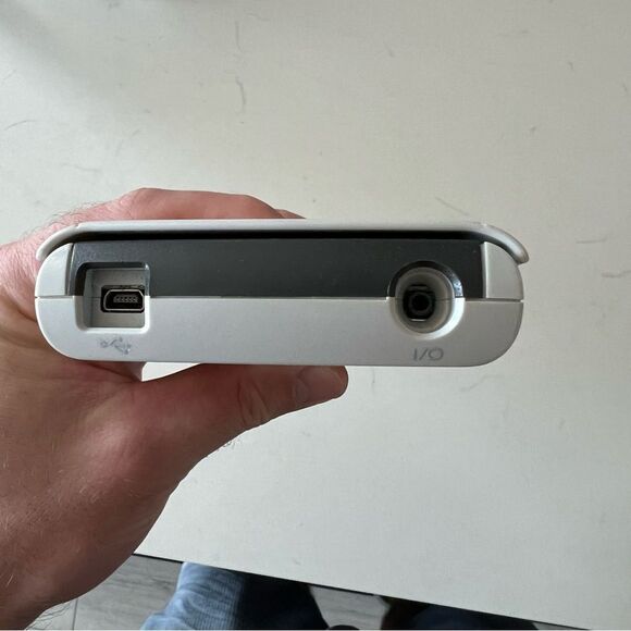 Texas Instruments TI-84 Plus Silver Edition Graphing Calculator with cover - Picture 6 of 6